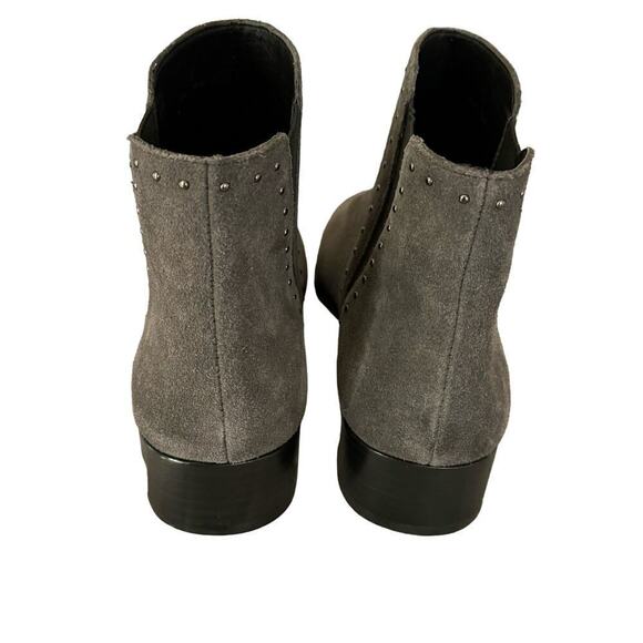 NWOB Donald J Pliner Gavi Oily Suede & Stud Slip On Ankle Bootie Gray Size 9.5 - Picture 8 of 11